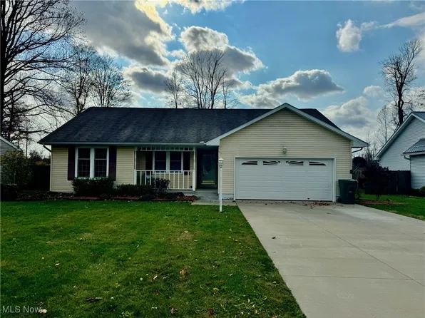 3131 Malibu Dr, Warren, OH 44481
