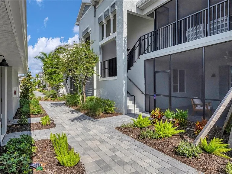 12390 Wellen Golf St #106 — Photo 2
