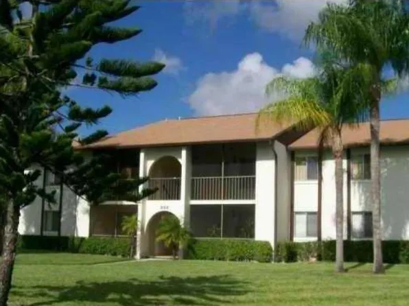 4857 Sable Pine Cir APT D2, West Palm Beach, FL 33417