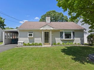 28 Ramsey Rd, Middlesex, NJ 08846