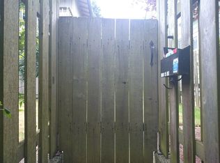 2122 47th Ave SW, Seattle, WA 98116