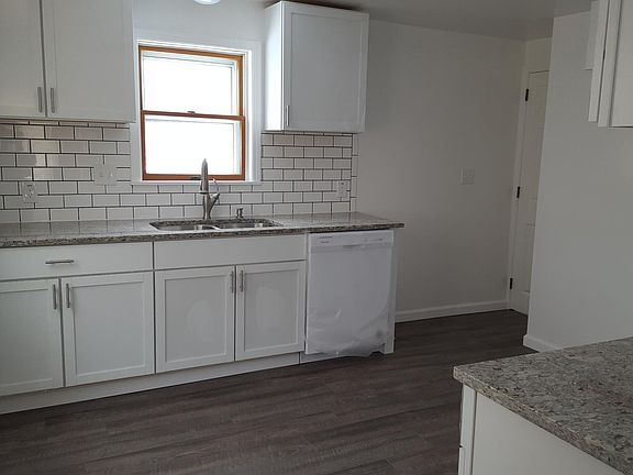 5th image of 3407 McDonald Ave