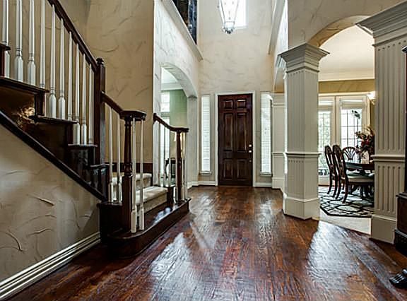 4th image of 3309 Carriage Ct
