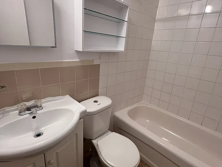 119 Daly Ave #A8 — Photo 9
