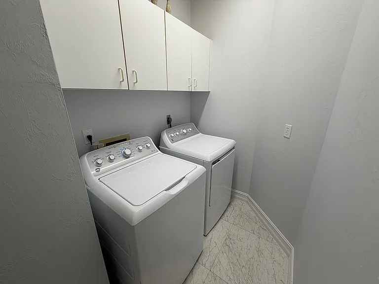 5950 Almaden Dr — Photo 36