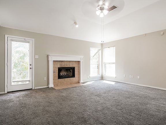 5th image of 7932 Glenway Dr