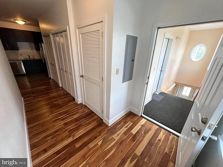7733 Winston Rd — Photo 2