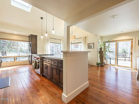 5th image of 2126 Twilight Ct