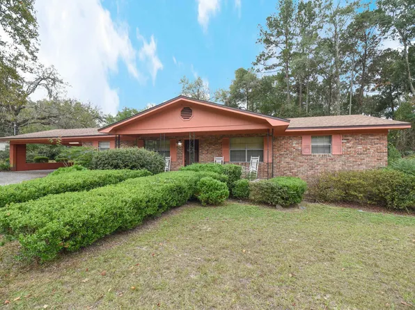 71 Robinson Dr, Quincy, FL 32351