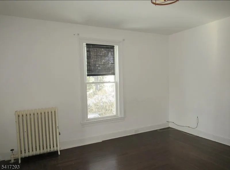 Building Photo - 3 W Fairview Ave #B