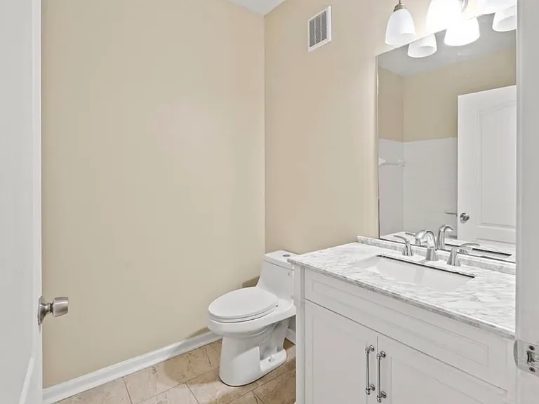 10416 Villa View Cir — Photo 9