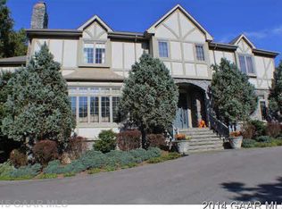 1419 Dogwood Rd, Staunton, VA 24401