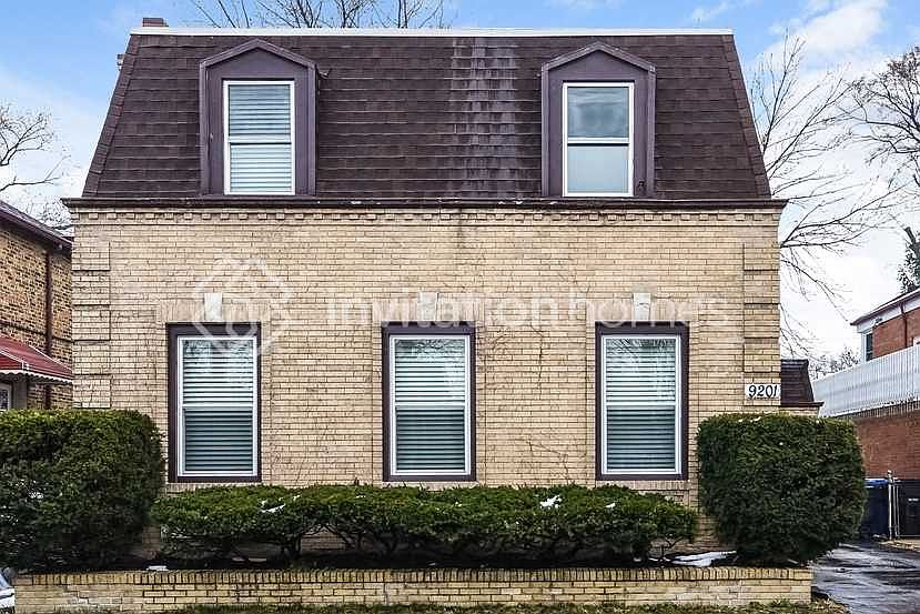 1st image of 9201 S Claremont Ave