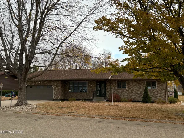 507 Charles St, Wilmot, SD 57279