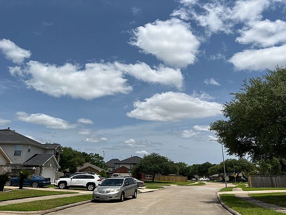5th image of 15119 Weeping Cedar Ln
