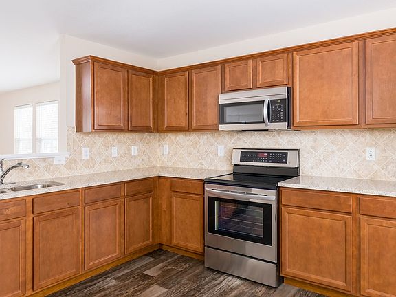 3rd image of 6720 Cypress Bay Dr