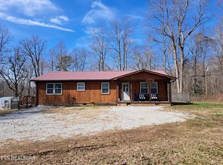 1390 Old Jamestown Rd, Helenwood, TN 37755