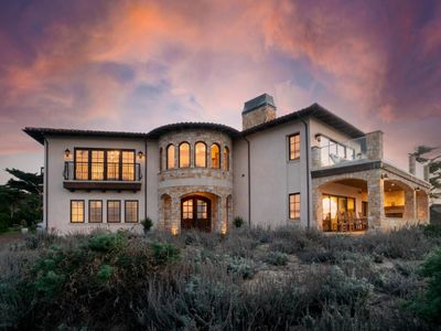 1359 Lighthouse Ave, Pacific Grove, CA, 93950