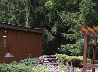 4430 Oak Orchard Rd, Clay, NY 13041