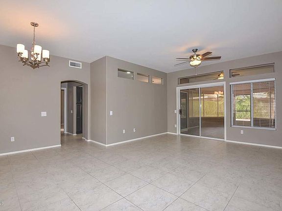 3rd image of 15252 W Via Montoya