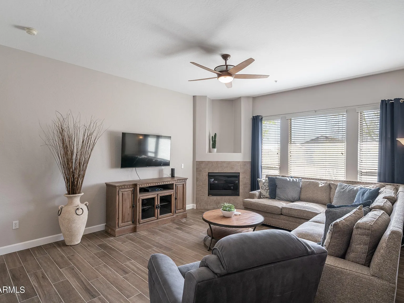 3 bed, 1659 sqft, $6,000 — Photo 4