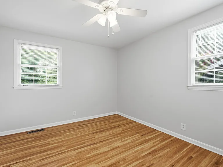 2614 Edge O Lake Dr — Photo 22