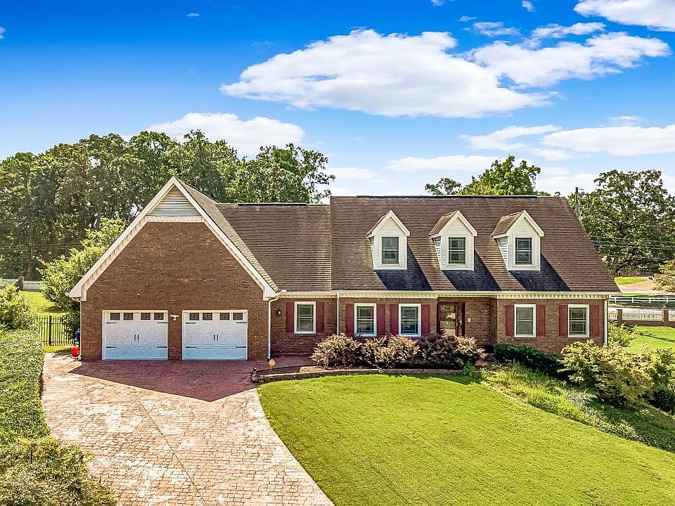 1st image of 760 James Cir