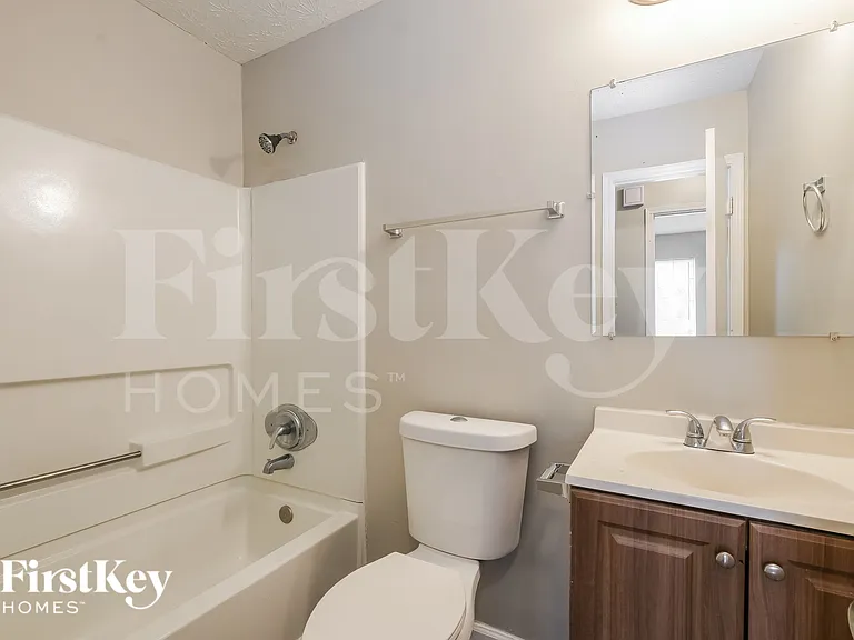 2103 Charles Cudd Ct — Photo 17