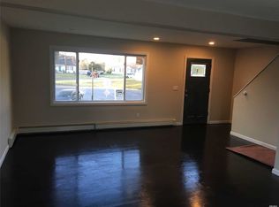 18 David Way, Patchogue, NY 11772