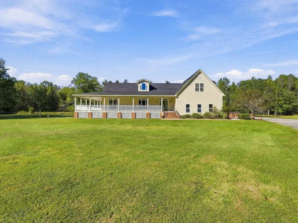 210 Knotty Oak Dr, Saint George, SC 29477