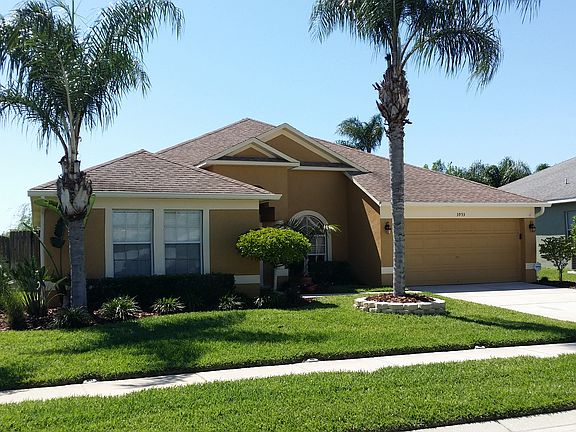 2nd image of 3953 Roswell Pl