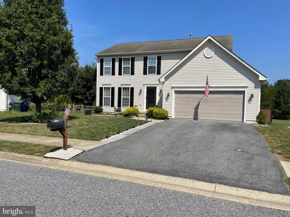 84 Hawk Creek Ln, Clayton, DE 19938