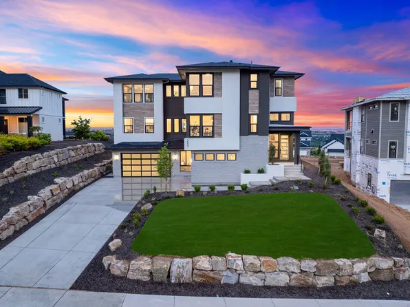 5607 E Foxgrove Dr, Boise, ID 83716