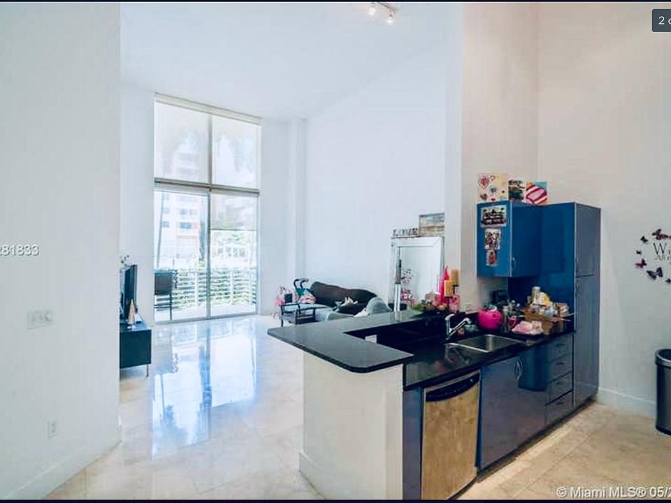1st image of 2775 NE 187th St APT 121
