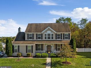131 Brandenburg Dr, Falling Waters, WV 25419