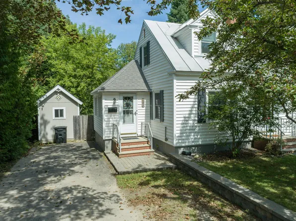 153 High Holborn Street, Gardiner, ME 04345