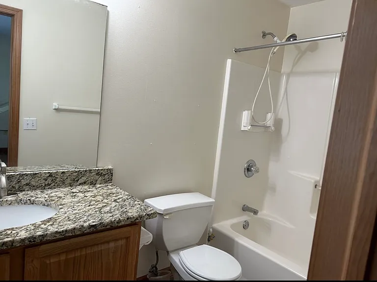 5844 Wyndstone Dr — Photo 13