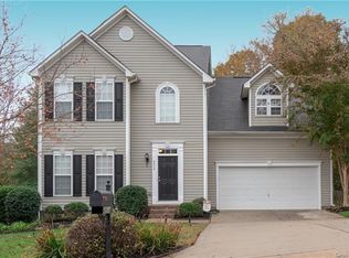 4914 Summerside Dr, Lake Wylie, SC 29710