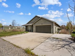 335 SE 3rd St, Irrigon, OR 97844