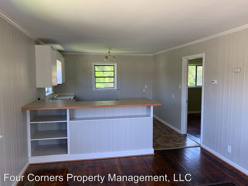 2nd image of 201 Lowdermilk St