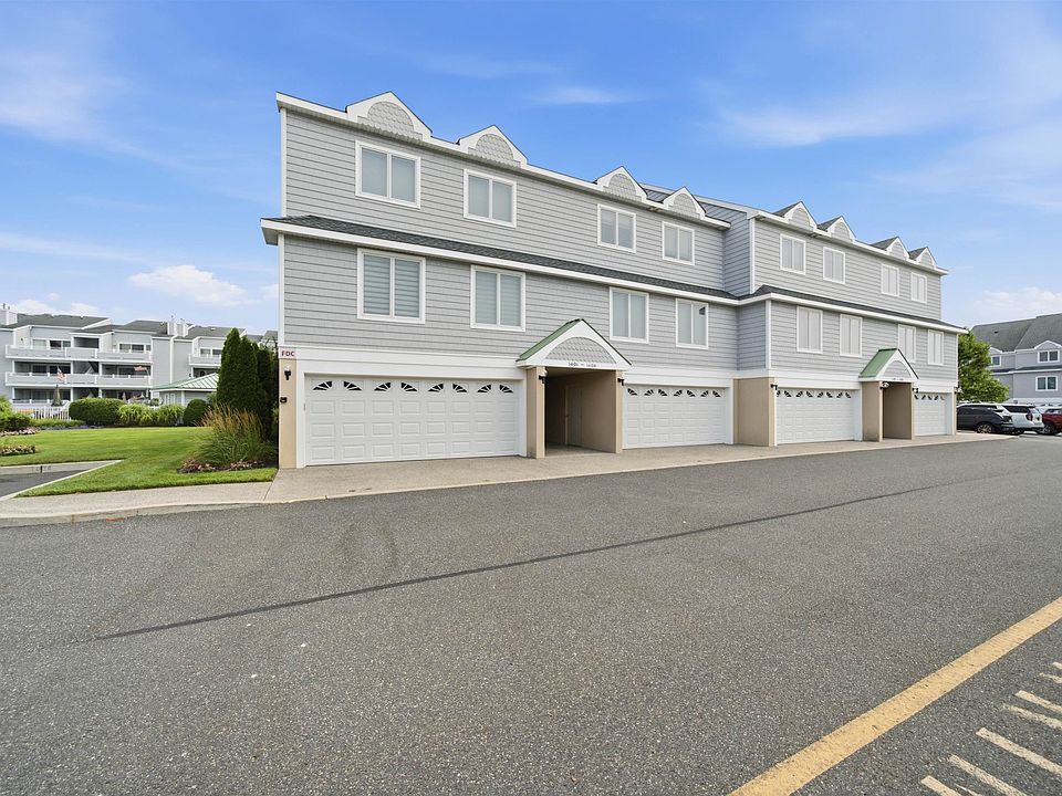 1st image of 902 Ocean Dr Unit 1401