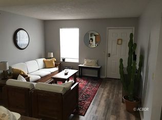 15 S Shafer #1102, Albany, OH 45710