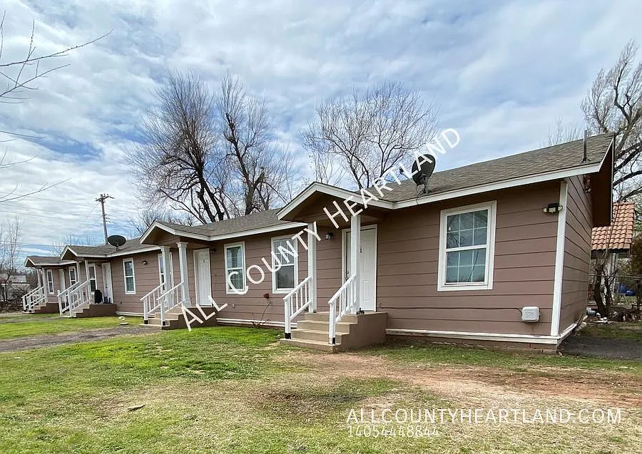 Building Photo - 944 SE 14th St #1