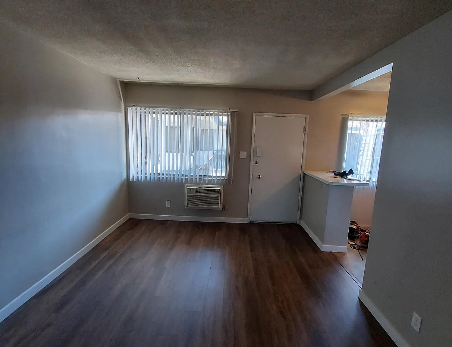 1 bed, 550 sqft, $1,750 — Photo 3
