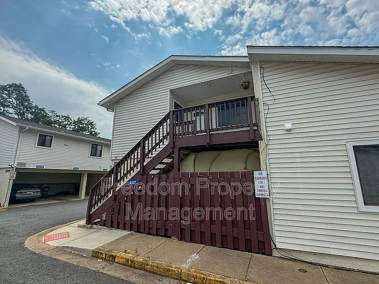 9327 Woodlea Ct — Photo 9