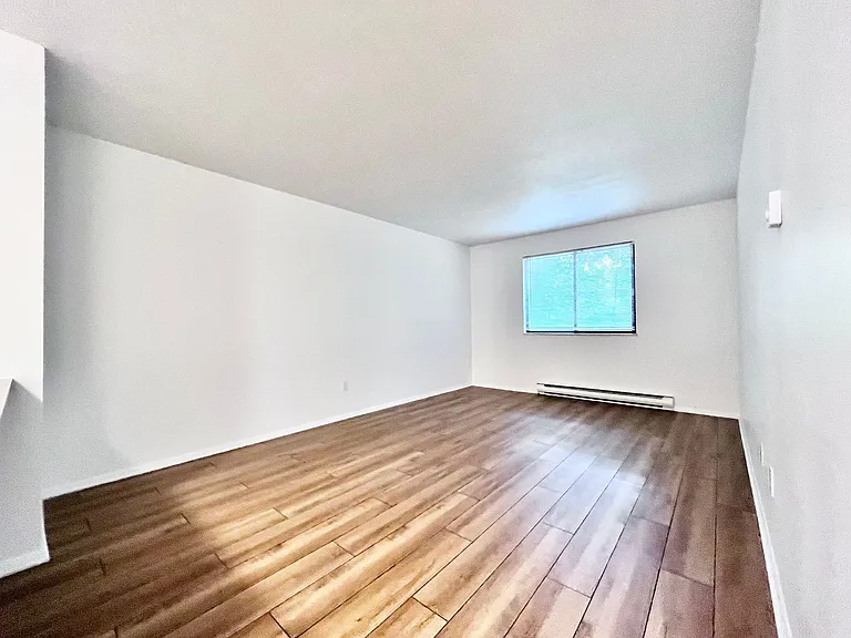 Acres Crossing Apartments — Photo 19