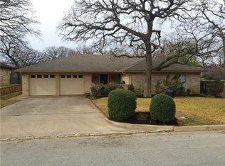 2249 Cambridge Dr, Hurst, TX 76054