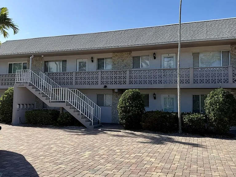 1686 Blue Point Ave #B7 — Photo 6