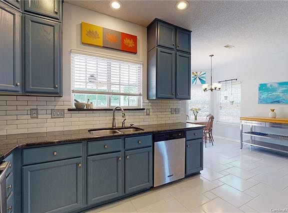 4th image of 8600 Fox Tail Ln