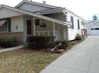 5903 44th Ave, Kenosha, WI 53144